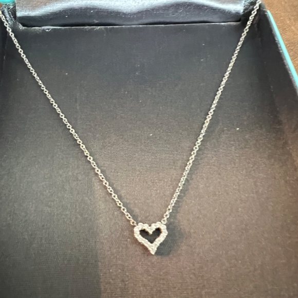 Tiffany Diamond Heart Platinum necklace - Picture 4 of 5